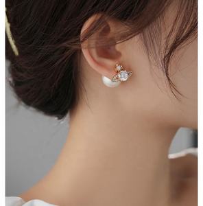 Boucles d'oreilles clous géométriques tendance rétro françaises populaires en argent S925, plaqué or de luxe haut de gamme avec zircon, vente en gros - Product Image 6