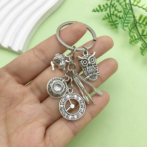 Porte-clés en alliage d'argent antique avec breloques hibou, horloge, théière, fourchette et cuillère, accessoire créatif portable pour bricolage, cadeau - Product Image 2