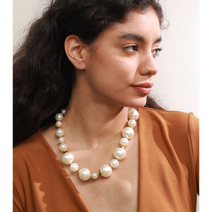 Jinyote 5559 semplice in acciaio inox <span class=keywords><strong>ambra</strong></span> acrilico collana di perle ipoallergenico simulato collana di perle per il regalo - Product Image 4