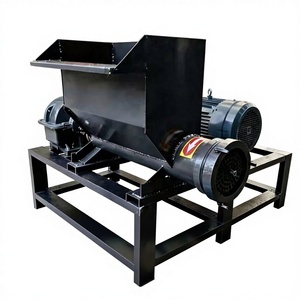 Broyeur à viande et os électrique pour viande fraîche, idéal pour les charcuteries et la préparation de petites quantités de viande (porc et bœuf) - Product Image 1