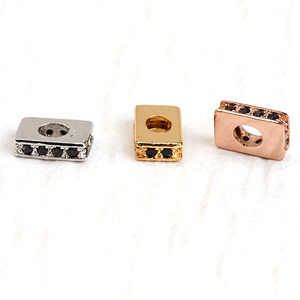 Design <span class=keywords><strong>personnalisé</strong></span> <span class=keywords><strong>personnalisé</strong></span> Cz <span class=keywords><strong>diamant</strong></span> Rectangle en laiton entretoise perles européennes accessoire bracelet à bricoler soi-même faisant charme mode - Product Image 1