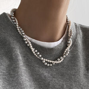 Collar de Perlas de Imitación de Doble Capa, Gargantilla de Moda Diaria para Mujer, Color Plateado, Gris, Blanco, con Cuentas en Forma de Bola - Product Image 3