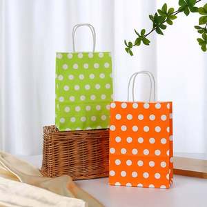 Sac cadeau en papier kraft de luxe imprimé sur mesure de marque célèbre KM Wholesale, sac de shopping prêt à l'emploi, prix - Product Image 5