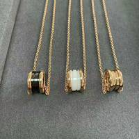 Collier de mode printemps européen et américain polyvalent avec chaîne de clavicule incrustée de diamants pour couple