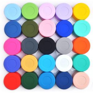 Funda Protectora de Silicona de Color Sólido Compatible con Vasos de 20-40oz y Botellas de Agua Hydre de 12-24oz, Funda Antideslizante con Brillo - Product Image 1