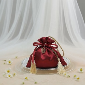 Bolsa <span class=keywords><strong>de</strong></span> Dulces <span class=keywords><strong>de</strong></span> Satén Hecha a Mano con Borla, Bolsa <span class=keywords><strong>de</strong></span> Regalo <span class=keywords><strong>de</strong></span> Boda Portátil, Decoraciones Personalizadas al por Mayor - Product Image 4