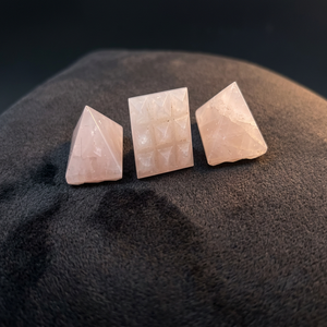 Pirámide de Cristal de Amatista Natural Tallada a Mano, Piedra Curativa con Punta Triangular para Decoración del Hogar, Vastu, Feng Shui, Reiki - Product Image 2