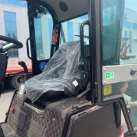 EURO 5 Mini-Radlader mit CE-Zertifizierung Anpassbarer 4WD Kleiner Bau-Radlader für Landwirtschaft und Baugewerbe