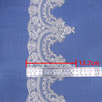 Tissus brodés blancs de haute qualité, écologiques, avec garnitures en dentelle brodée en maille sexy et fleurs 3D appliquées de 13,7 cm pour femmes