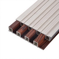 Panneaux muraux en bois WPC industriels modernes, insonorisants, imperméables pour le salon, la cuisine, l'hôpital et la décoration intérieure des hôtels