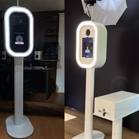 Nouvelle Offre 2026 : Cabine Photo Ovale en Aluminium Durable pour iPad avec Éclairage LED RGB Contrôlé par Application et Valise de Transport à Roulettes – Idéale pour Mariages