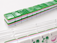 Personalisiertes Modernes Acryl-Amerikanisches Mahjong-Set mit Faltbaren Gestellen, Individuell Graviertem Design, Grün, 4-Schicht-Edition, 160-Teilig