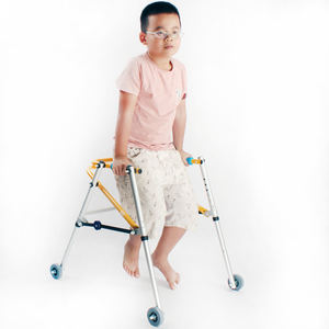 อุปกรณ์ช่วยเดินสำหรับเด็กอุปกรณ์ช่วยฟื้นฟูขาอุปกรณ์ช่วยเดินมีทิศทางสี่ล้อโครงสำหรับคนพิการ - Product Image 5