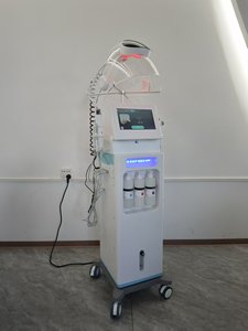Máquina de Hidrodermoabrasión 8 en 1 con Inyección de Oxígeno, Dispositivo Facial Multifuncional para una Limpieza Profunda - Product Image 4