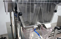 Machine d'emballage automatique de bonbons et de pilules facile à utiliser avec des composants essentiels de roulement