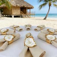 Lot de 9 ravissants anneaux de serviette en coquille d'huître et perle pour mariage estival à la plage, parfaits comme cadeaux uniques pour la Saint-Valentin, 3-4 pouces