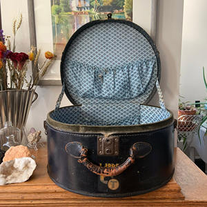 Caja de sombrero antiguo de gran tamaño, caja de sombrero de vaquero con exhibición de cuero, logotipo personalizado, manijas de bloqueo de barra, forro estampado, Maleta de almacenamiento de viaje - Product Image 1