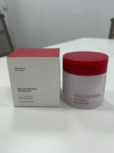 منصات تقشير البانثينول بحمض السكسينيك الأحمر من Medicicube ، وسادات حبر نباتية مهدئة ، وسادات نياسيناميد آها BHA لترطيب وتنعيم - Product Image 6