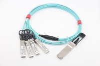 Kabel Serat Optik AOC 100G 30M Kabel Optik Aktif OM3 QSFP28 ke 4*SFP28 untuk Penggunaan Pusat Data