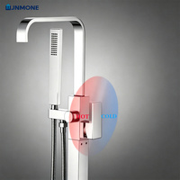 Mitigeur de bain sur pied en laiton avec douchette pour baignoire autoportante, idéal pour salle de bain de luxe