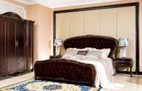 Lit de chambre à coucher robuste en bois massif sculpté, style rétro classique américain, avec revêtement en tissu floral, disponible en tailles King et Queen, pour hôtel.