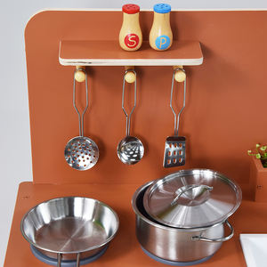 Juego de Cocina de Madera para Niños Pequeños con Accesorios de Cocina, Fregadero y Grifo, Juguete de Simulación - Product Image 5