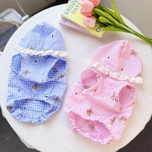 Une jupe à carreaux avec bordure en dentelle, imprimé ours et ourlet élastique, adaptée aux chats et aux chiens. Parfait pour le printemps et l'été. - Product Image 3