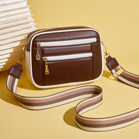 Nouveau Sac Bandoulière/Ceinture Femme 2026 Grande Capacité en Polyester Forme Oreiller Tendance avec Fermeture Éclair et Fermoir à Loquet