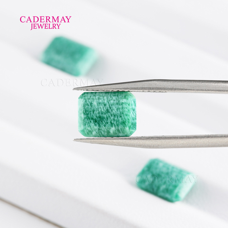 Color #8 with milky emerald green