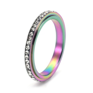 Venta al por Mayor de Fábrica de Anillos de Acero Inoxidable para Hombre y Mujer, con Incrustaciones de Circonia Cúbica, Anillos Giratorios Modernos Chapados en Oro - Product Image 3