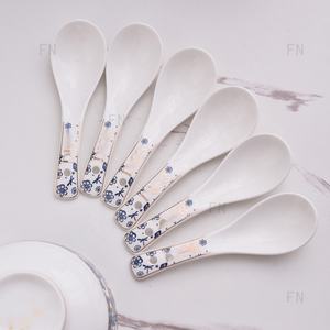 Juego de tazón y cuchara de cerámica de lujo de 4.5 pulgadas - Product Image 3