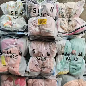 Ropa al por mayor de fábrica: Lotes surtidos de ropa usada con descuento, incluyendo tops y <span class=keywords><strong>vestidos</strong></span>, para envío. - Product Image 1