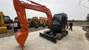 Maquinaria de Construcción Japonesa Usada, Excavadora de Segunda Mano Hitachi ZX60, Equipo de Construcción en Venta - Product Image 2