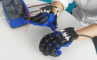 Gants de rééducation robotisés pour l'entraînement des doigts des deux mains, pour les patients victimes d'AVC