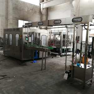 Mini ligne de <span class=keywords><strong>remplissage</strong></span> d'eau minérale avec convoyeur pour ligne de <span class=keywords><strong>remplissage</strong></span> d'eau en bouteille - Product Image 6