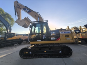 รถขุดตีนตะขาบ Caterpillar มือสองจากญี่ปุ่น น้ำหนัก 22270 กก. รุ่น Cat320 Cat320DL พร้อมเครื่องยนต์และปั๊มเกียร์ สภาพดีเยี่ยม ขาย - Product Image 2