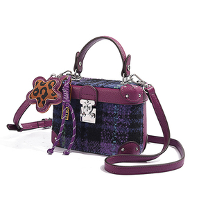 2025 squisita piccola borsa quadrata viola peluche, alta qualità e bella borsa a prezzo, recentemente molto popolare borsa a tracolla 1383 - Product Image 3