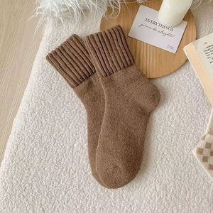 Chaussettes en angora colorées pour hommes en gros, chaussettes d'hiver épaisses et chaudes en molleton avec doublure brossée - Product Image 6