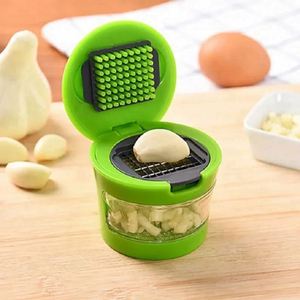 Presse-ail manuel en acier inoxydable 1 pièce pour la maison, hachoir à ail, outil de cuisine écologique, compatible lave-vaisselle, outil pour fruits et légumes - Product Image 1
