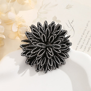 Bling brillante coser en vestido de noche elegante Diamante flor apliques 3D hecho a mano Rhinestone parche vestido de novia - Product Image 2