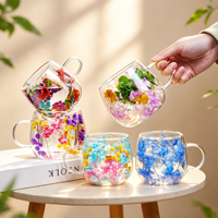 Tasse à café en verre à double paroi de type nouveau, personnalisable en gros, avec fleur séchée