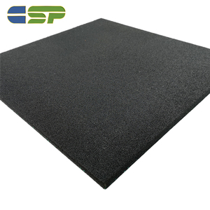 Prix de gros – <span class=keywords><strong>Tapis</strong></span> de sol en <span class=keywords><strong>caoutchouc</strong></span> antidérapant de haute qualité pour salle de sport, épaisseur 15mm-50mm, rouleau SBR personnalisable - Product Image 1