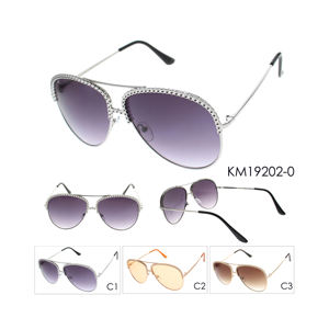 <span class=keywords><strong>Gafas</strong></span> <span class=keywords><strong>de</strong></span> Sol <span class=keywords><strong>de</strong></span> moda para <span class=keywords><strong>mujer</strong></span> con logotipo personalizado 2019, muestra gratis, marco <span class=keywords><strong>de</strong></span> aleación <span class=keywords><strong>de</strong></span> plata OEM, <span class=keywords><strong>gafas</strong></span> <span class=keywords><strong>de</strong></span> sol Oyster <span class=keywords><strong>baratas</strong></span> - Product Image 6