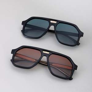 Gafas de Sol de Piloto Extra Grandes Retro TR90 2026 con Logotipo Personalizado, Protección UV400, Montura Grande, Doble Puente, Polarizadas para Hombre y Mujer - Product Image 2