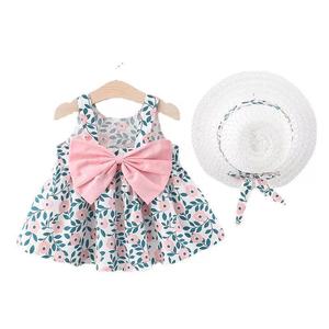 Vestido de tirantes con sombrero de paja y lazo grande con estampado floral pequeño para niñas, Colección Verano 2022, Ropa infantil, Vestidos para niñas - Product Image 1