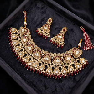 Conjunto de Collar Choker Kundan Chapado en Oro Antiguo Tradicional Indio con Cuentas de Piedras Preciosas Color Lavanda Púrpura, Conjunto de Joyería Nupcial con Pendientes - Product Image 2