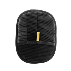 Guante para quitar el pelo de las mascotas, material TPR negro de 21,5x17,5 cm para el aseo de perros de pelo largo - Product Image 5