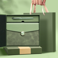 Ensemble cadeau d'entreprise haut de gamme, carnet A5 en cuir PU vert avec personnalisation et impression à l'écran, stylo cadeau d'affaires
