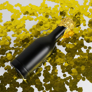 Lance-confettis en forme de mini bouteille de champagne |   Cannons à confettis jetables pour les célébrations - Product Image 2