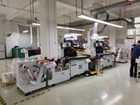 Nueva Máquina Automática de Serigrafía Rollo a Rollo para Impresión de Papel y Etiquetas, Sistema de Curado UV Multicolor